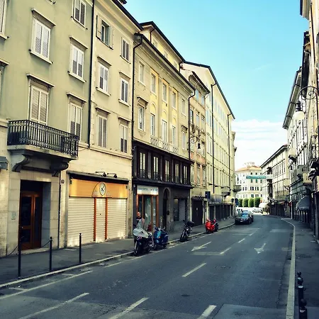 Caccia Panzió *